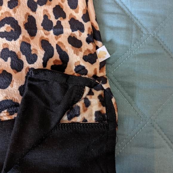Kate Spade Jammies. Size M. NWT. - Picture 6 of 12